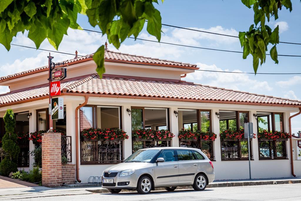 Veľký Meder 科文旅馆及餐厅酒店 外观 照片